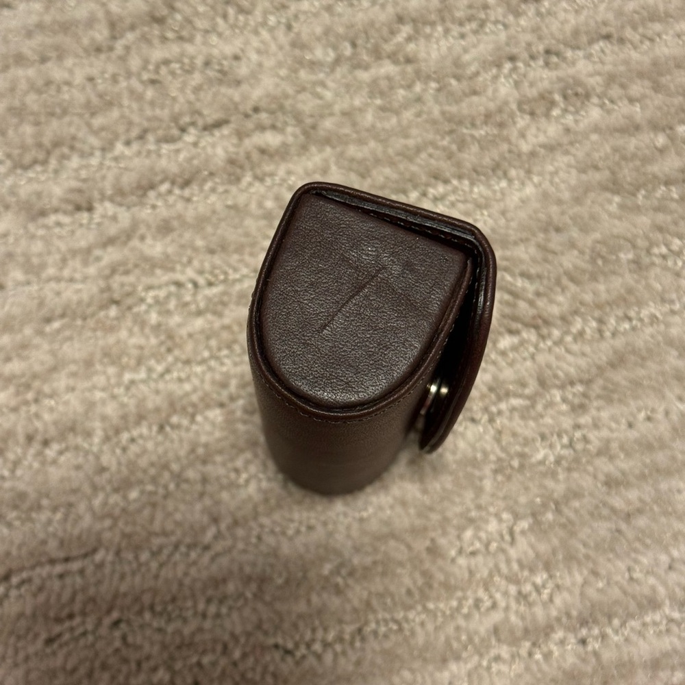 Coach vintage Brown Leather lip stick holder - Picture 2 of 6